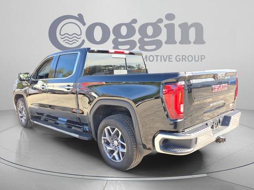 Onyx Black 2026 GMC Sierra 1500 SLT