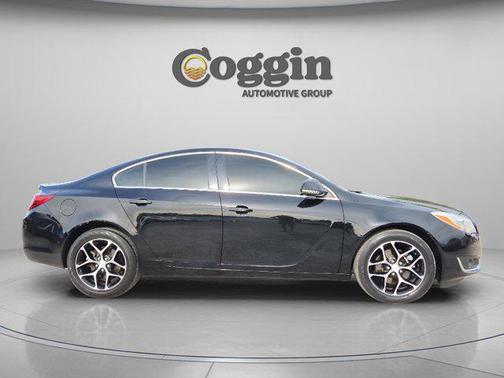 Black Onyx 2017 Buick Regal Turbo Sport Touring