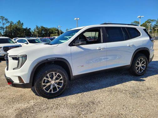 2026 GMC Acadia AWD AT4