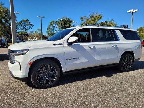 2024 Chevrolet Suburban 4WD High Country