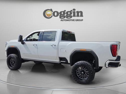 White Frost Tricoat 2024 GMC Sierra 2500 Denali