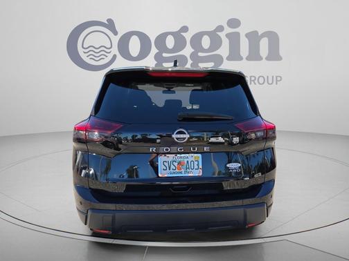 Super Black 2024 Nissan Rogue S