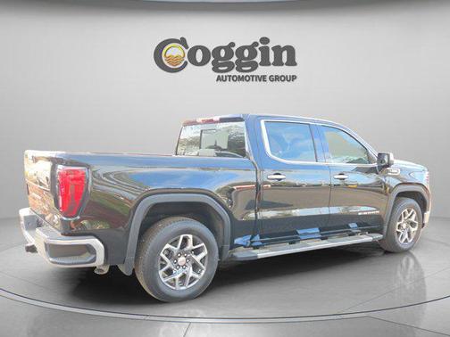 Onyx Black 2026 GMC Sierra 1500 SLT