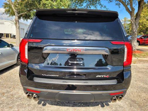 2024 GMC Yukon XL 4WD AT4