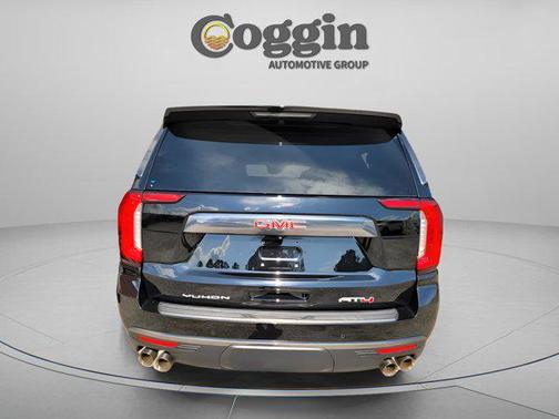 2024 GMC Yukon XL 4WD AT4