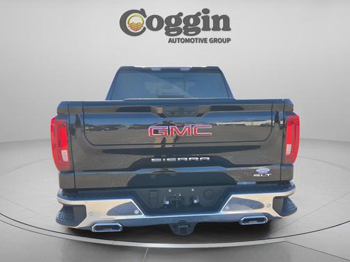 Onyx Black 2026 GMC Sierra 1500 SLT