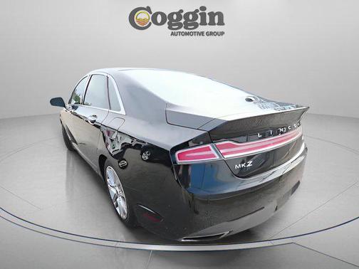 2016 Lincoln MKZ Base