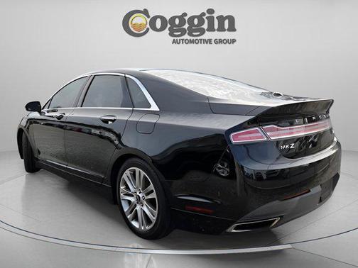 2016 Lincoln MKZ Base