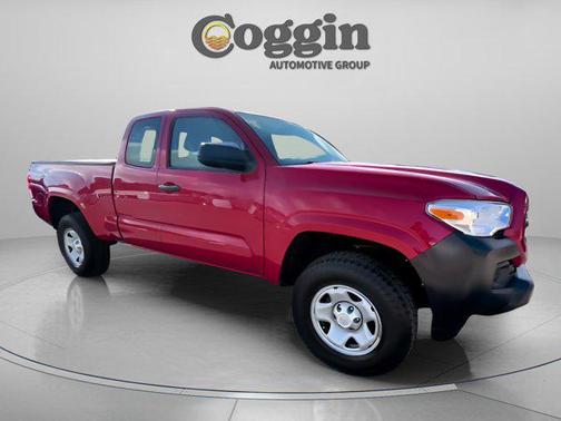 2017 Toyota Tacoma SR