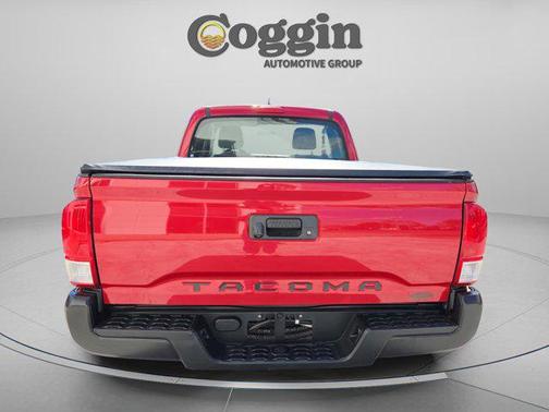 2017 Toyota Tacoma SR