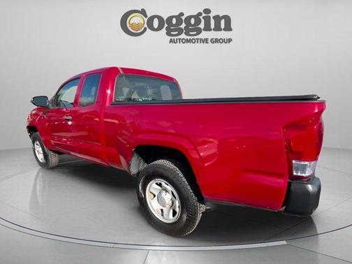 2017 Toyota Tacoma SR