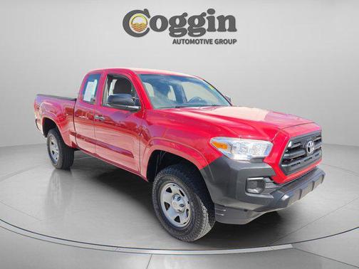 2017 Toyota Tacoma SR