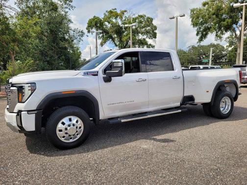 2024 GMC Sierra 3500 Denali