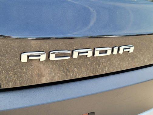 2023 GMC Acadia AWD SLT