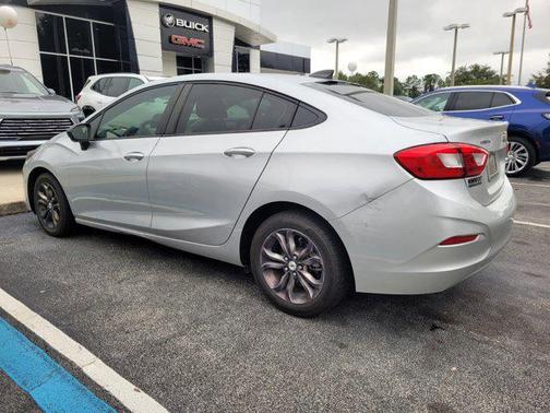 2019 Chevrolet Cruze LS