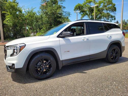 2022 GMC Terrain AWD AT4