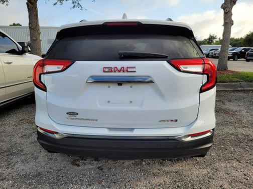 2022 GMC Terrain AWD AT4
