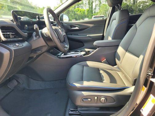 2025 Buick Envista Sport Touring FWD