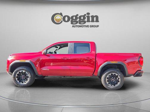 Volcanic Red Tintcoat 2026 GMC Canyon AT4