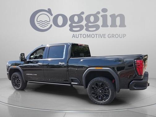 Onyx Black 2024 GMC Sierra 2500 Denali