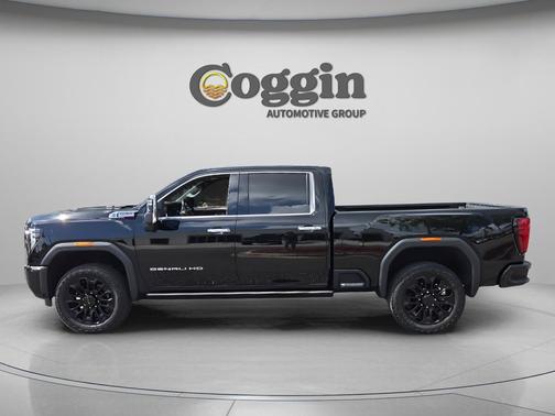 Onyx Black 2024 GMC Sierra 2500 Denali
