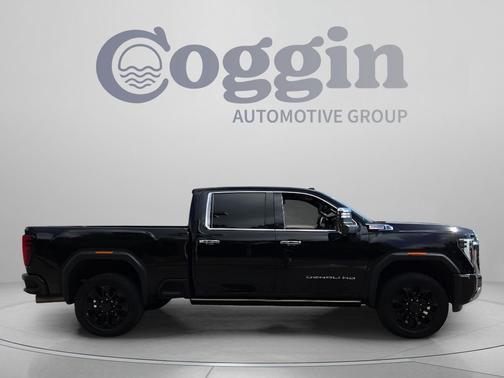 Onyx Black 2024 GMC Sierra 2500 Denali
