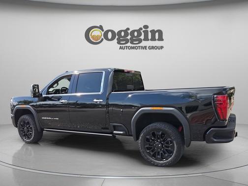 Onyx Black 2024 GMC Sierra 2500 Denali