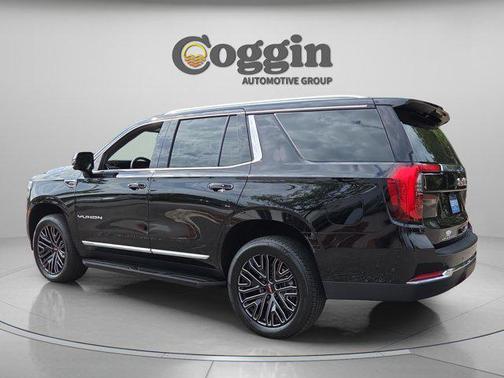 Onyx Black 2026 GMC Yukon 4WD Elevation