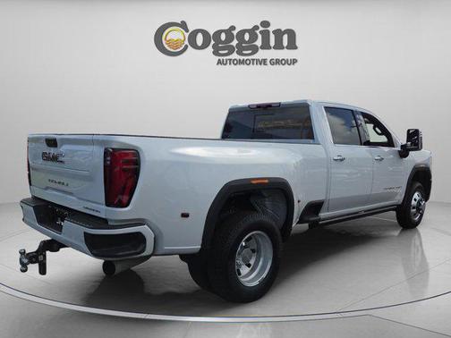 White Frost Tricoat 2024 GMC Sierra 3500 Denali