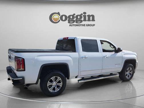 Summit White 2017 GMC Sierra 1500 SLT