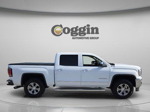 Summit White 2017 GMC Sierra 1500 SLT