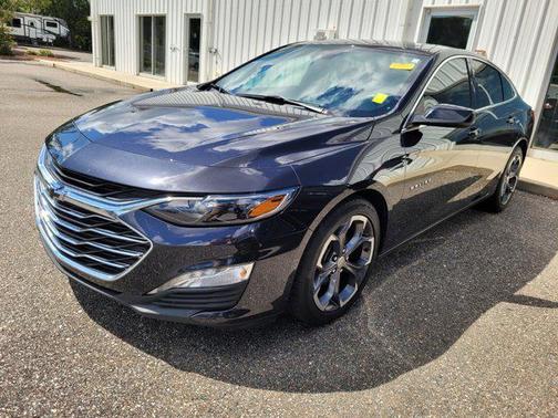 2022 Chevrolet Malibu FWD LT