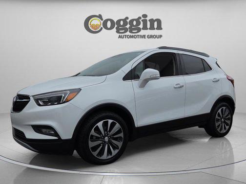 Summit White 2018 Buick Encore Essence