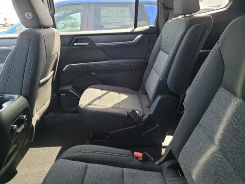 2026 GMC Acadia FWD Elevation