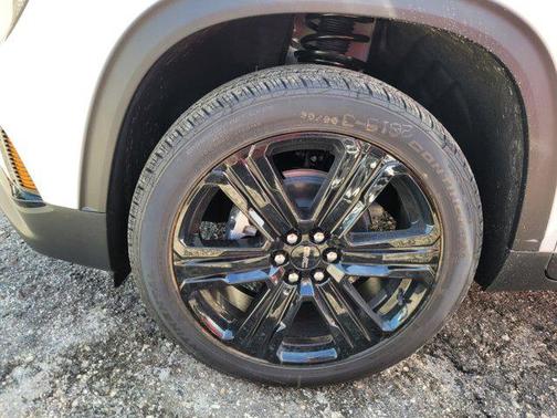 2026 GMC Acadia FWD Elevation