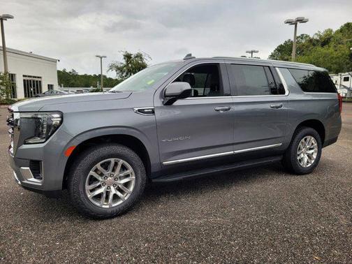 2022 GMC Yukon XL SLT