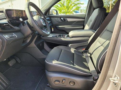 2025 Buick Enclave Preferred FWD