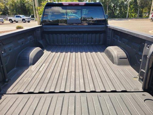 2025 GMC Sierra 2500 SLT