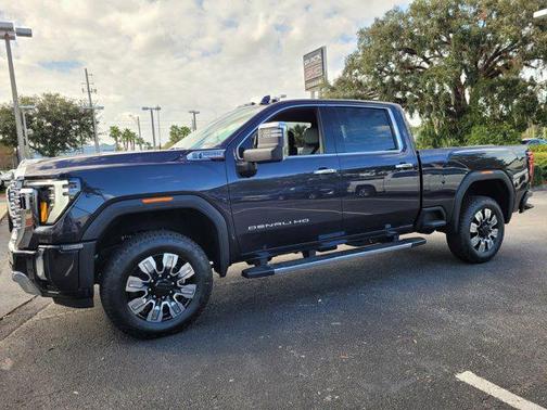 2025 GMC Sierra 2500 Denali