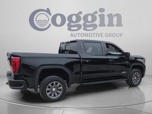 Onyx Black 2024 GMC Sierra 1500 AT4