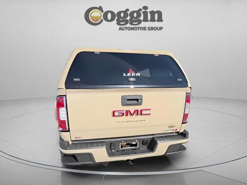 2022 GMC Canyon AT4