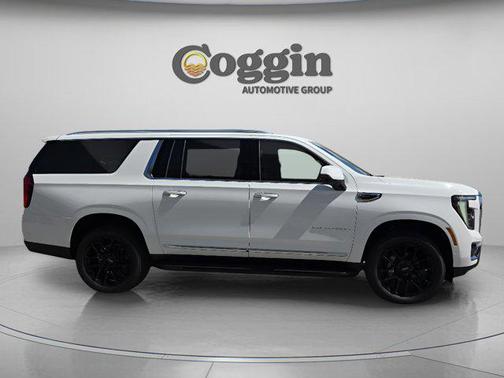 Summit White 2026 GMC Yukon XL 4WD Elevation