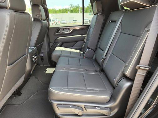 2025 GMC Yukon 4WD Elevation