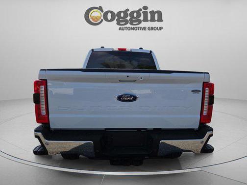 Oxford White 2026 Ford F-350 Lariat