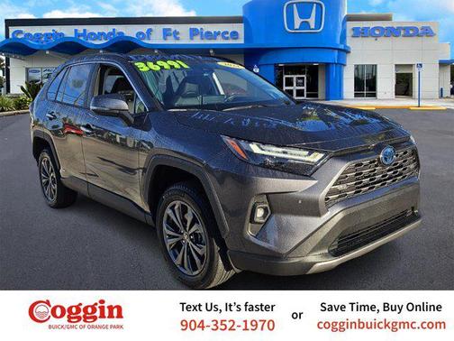 2022 Toyota RAV4 Hybrid SE