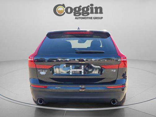 2020 Volvo XC60 T5 Momentum