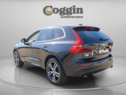 2020 Volvo XC60 T5 Momentum