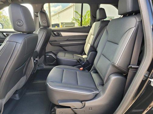 2025 Buick Enclave Preferred FWD
