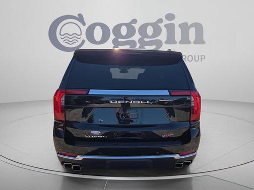 Onyx Black 2025 GMC Yukon Denali