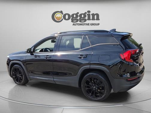 Ebony Twilight Metallic 2021 GMC Terrain SLE